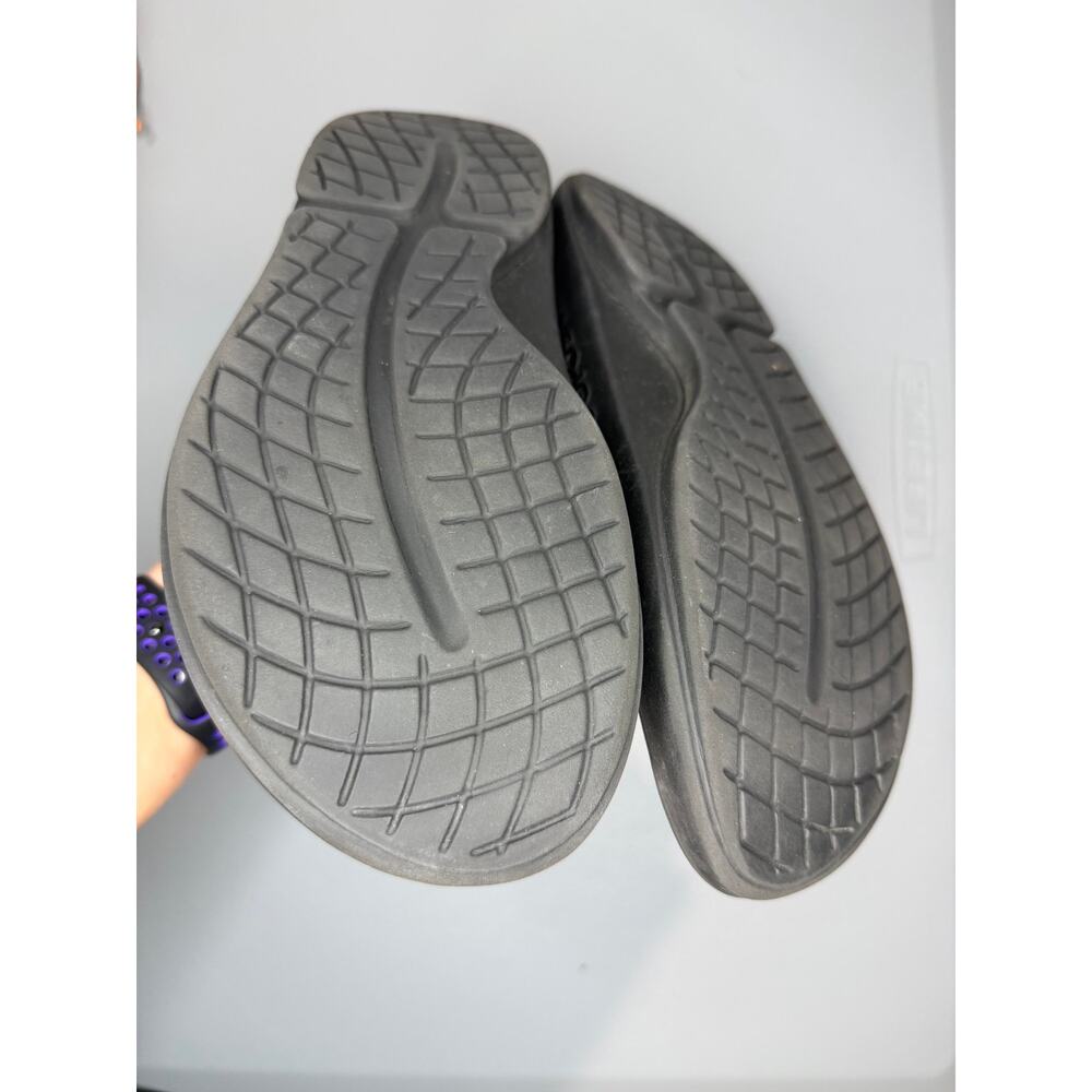 OOFOS OOahh Recovery Slides Womens 7 Men’s 5 Black Sandals OOfoam Foam Slip On - Picture 9 of 10